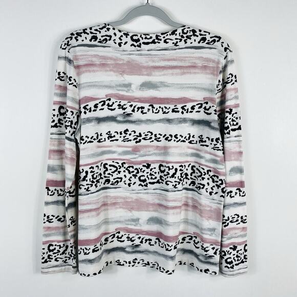 Chico's Size Medium 8 1 Weekends Animal Print Watercolor Long Sleeve Tee Top - Picture 2 of 5